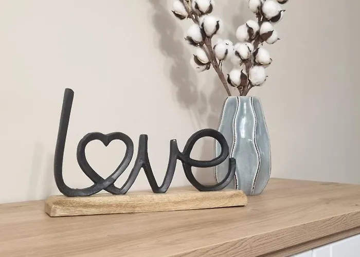 Апартаменти амира за гости - Amira Guest *